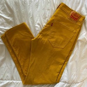 MENS CORDUROY LEVI JEANS